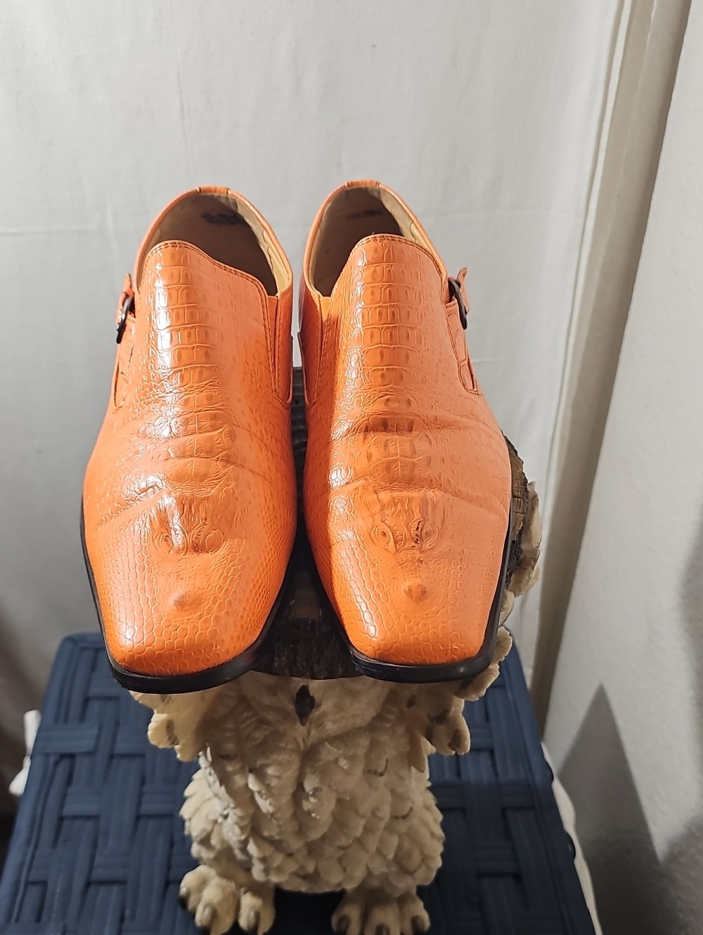 Men's Orange Croc-Embossed Derby Shoes